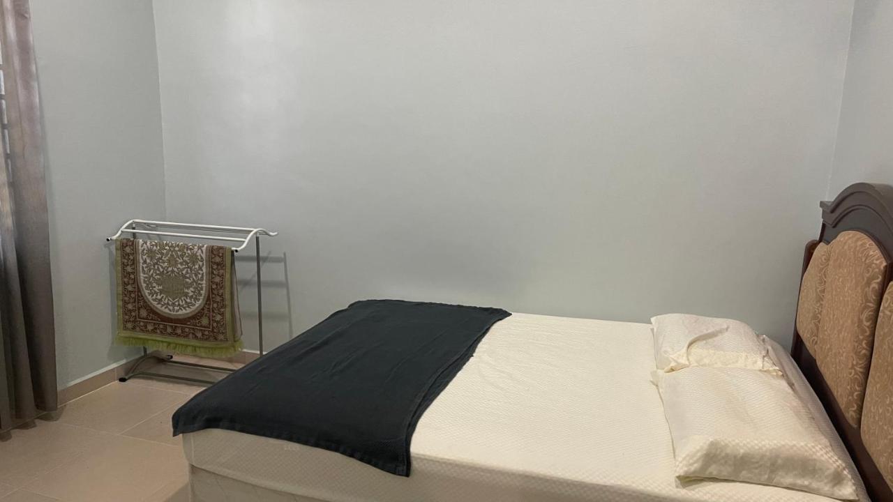 Nikmat Homestay Riyadh Kampong Tuan Mandak Bagian luar foto