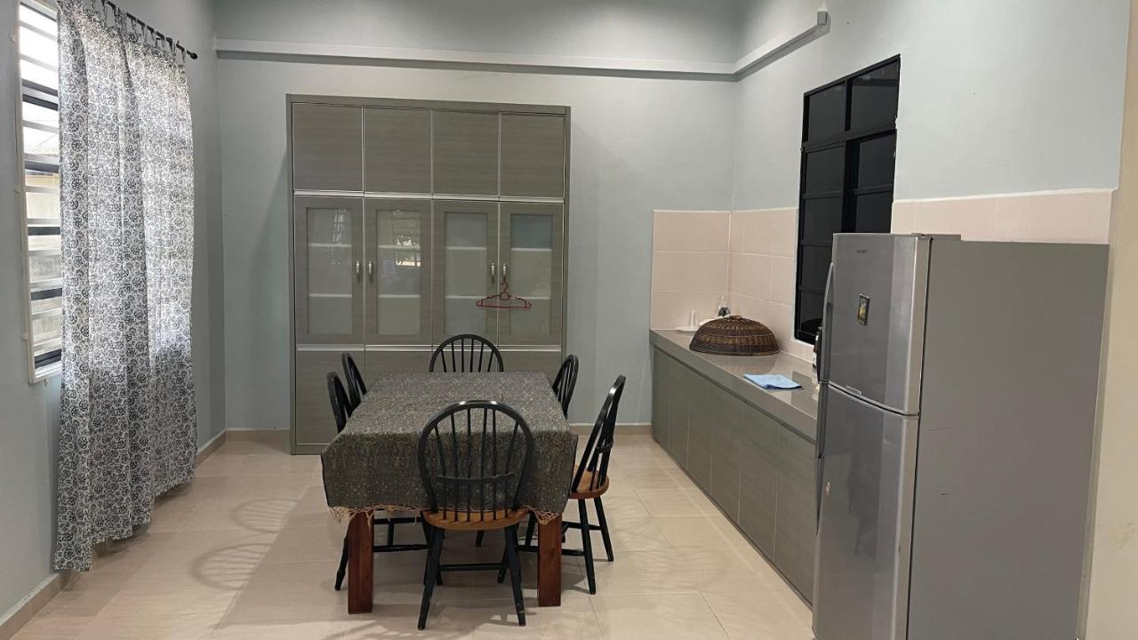 Nikmat Homestay Riyadh Kampong Tuan Mandak Bagian luar foto