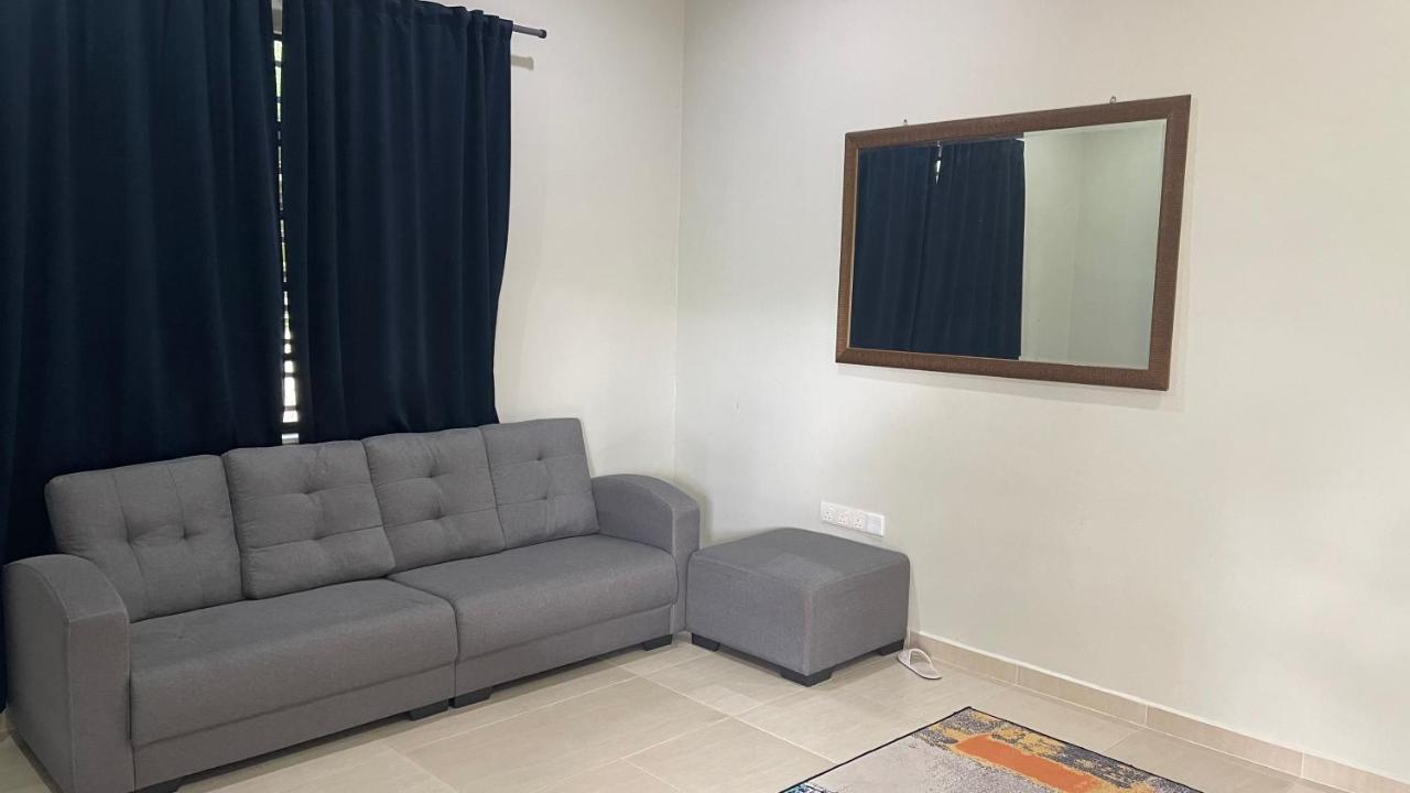 Nikmat Homestay Riyadh Kampong Tuan Mandak Bagian luar foto